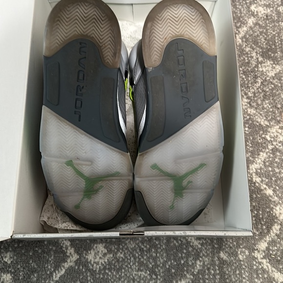 Jordan 5 green bean used size 13 - Picture 4 of 8